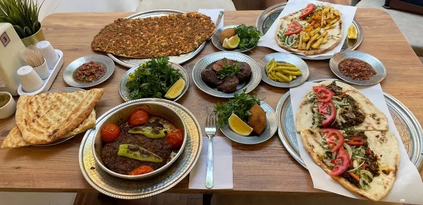 Ankara en iyi lahmacun: Gaziantep Harli Firın Lahmacun